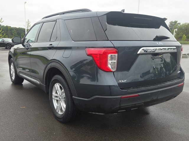 Used 2023 Ford Explorer XLT AWD/4WD image 14