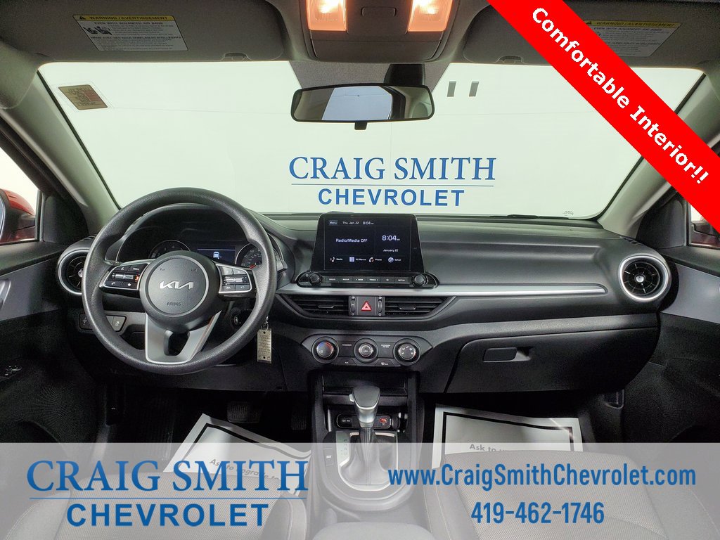 Used 2024 Kia Forte LXS image 3