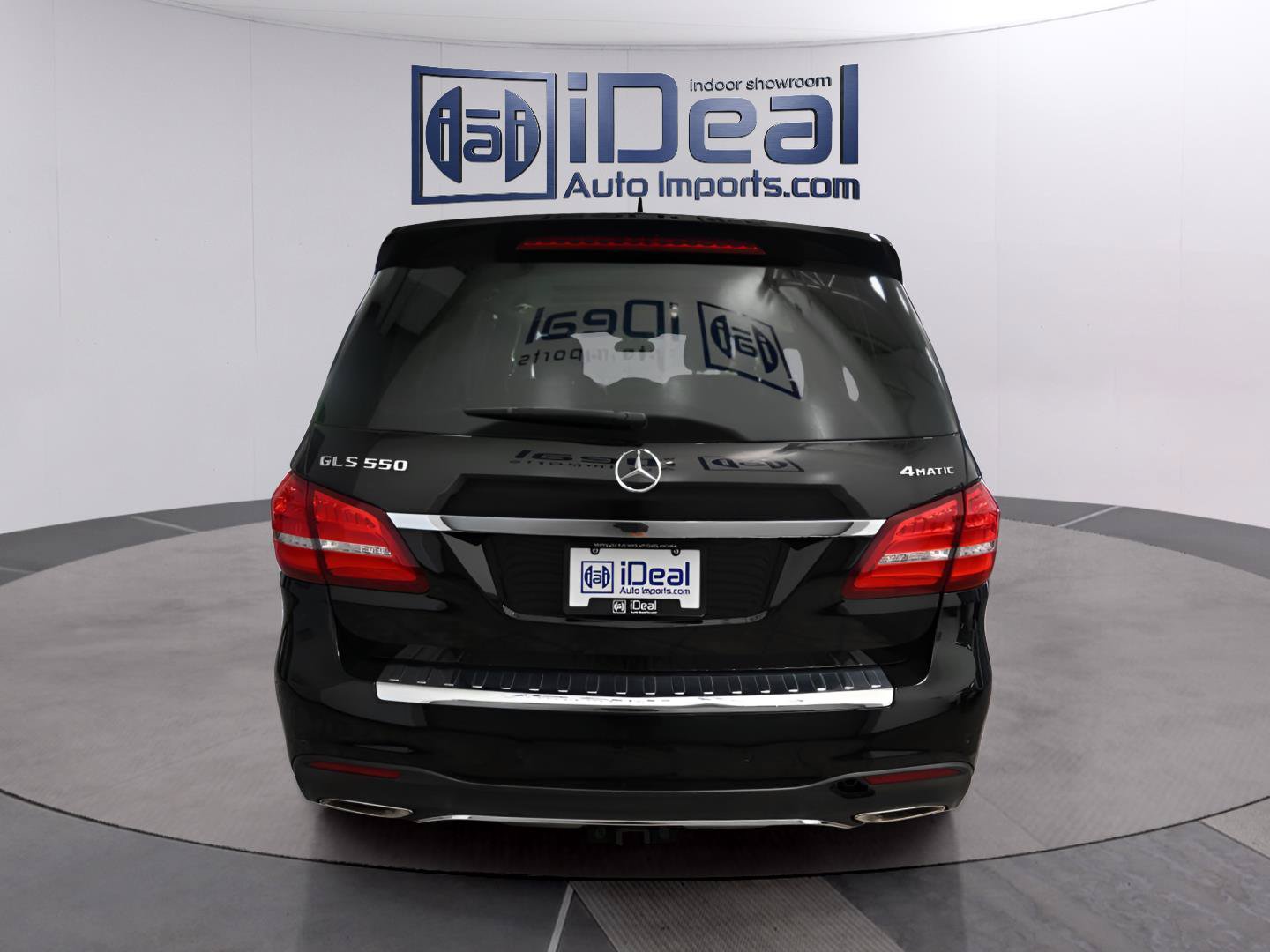 Used 2017 Mercedes-Benz GLS 550 4MATIC image 4