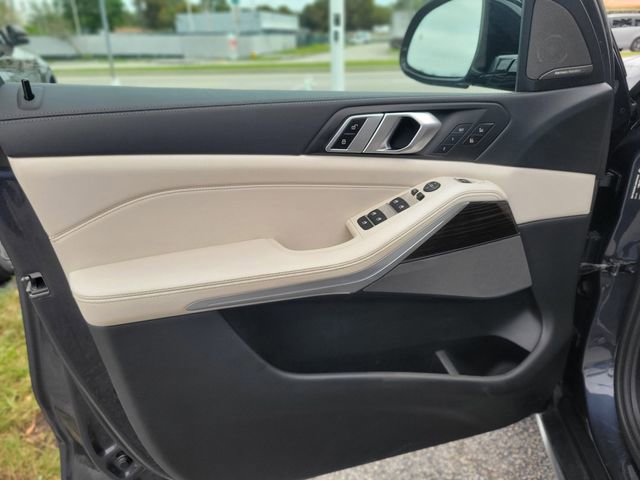 Used 2020 BMW X5 xDrive40i w/ Premium Package image 15