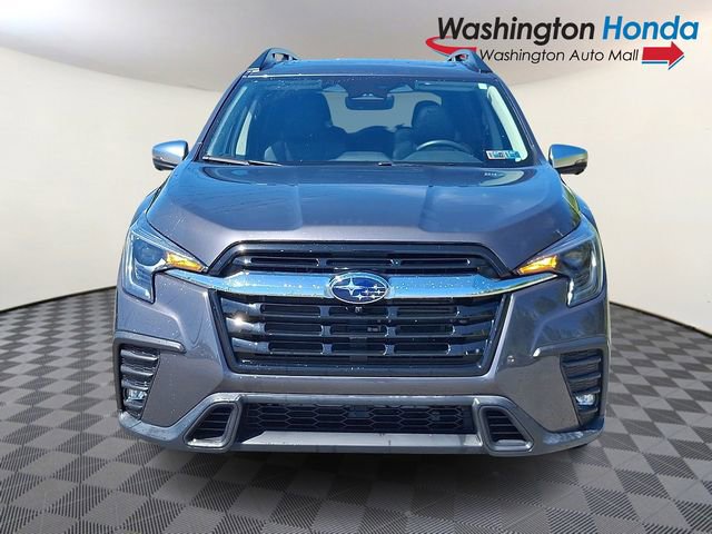 Used 2023 Subaru Ascent Limited w/ Technology Package AWD/4WD image 2