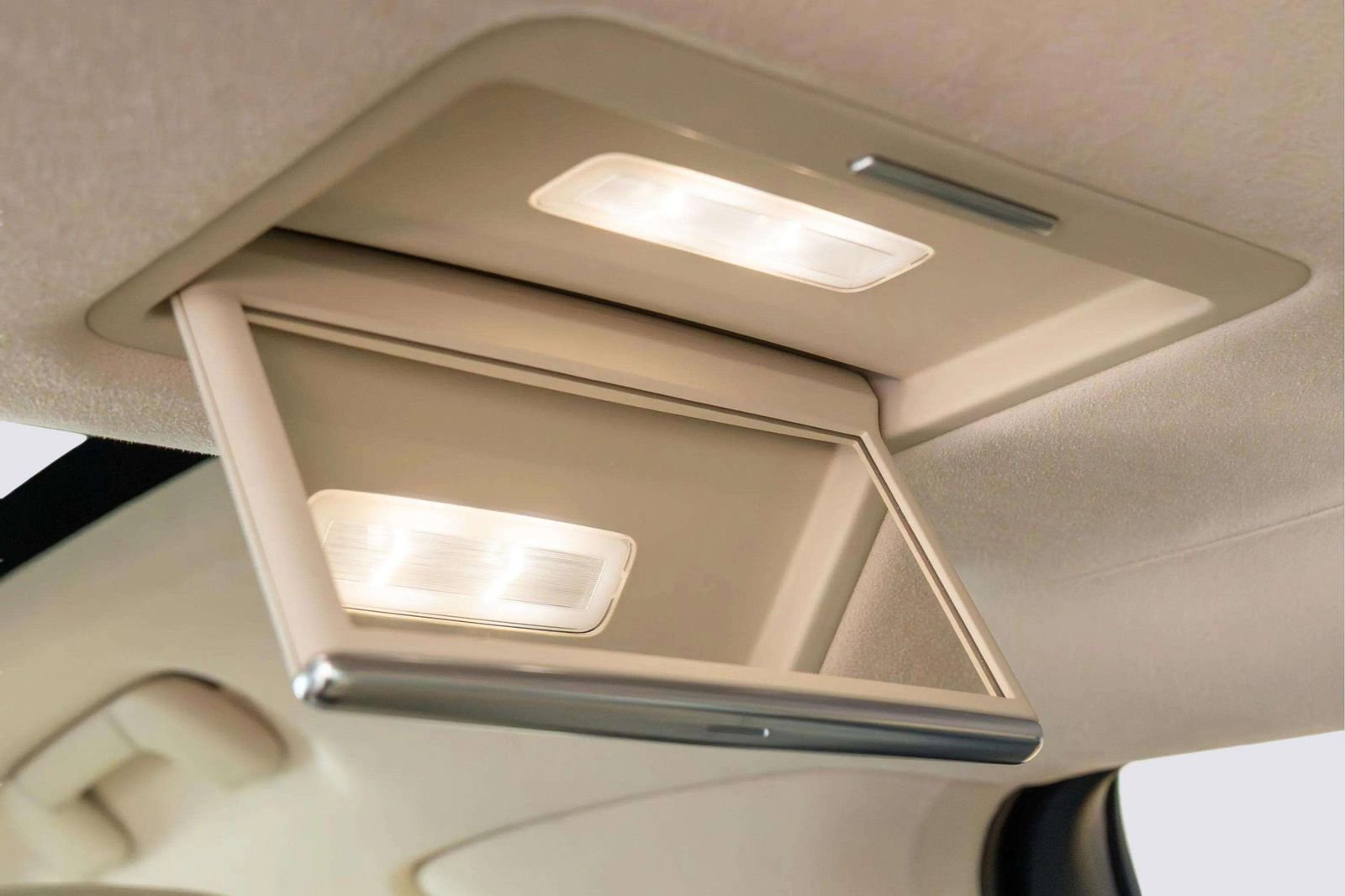 Used 2023 Bentley Flying Spur Azure AWD/4WD image 69