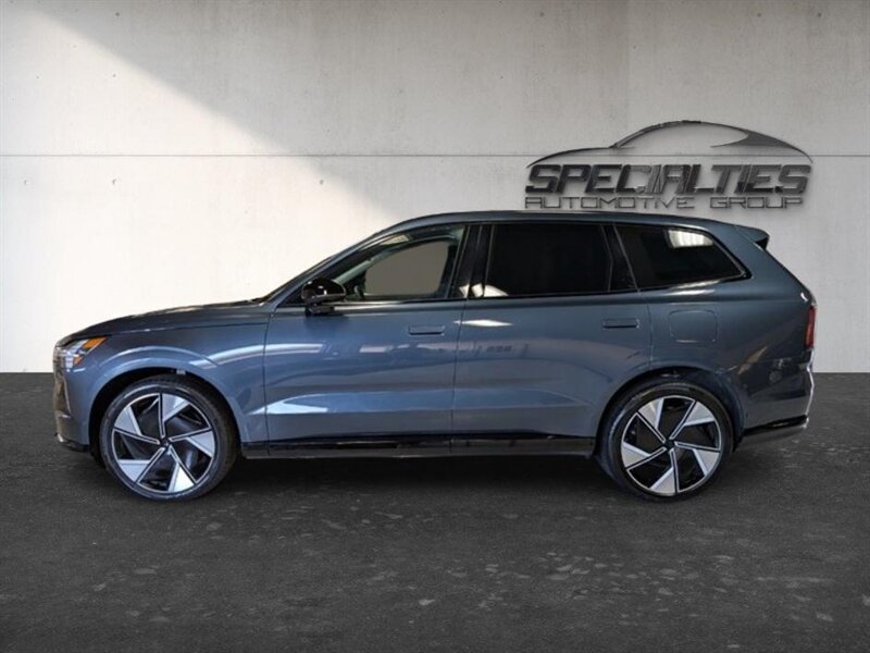 Used 2025 Volvo EX90 Ultra AWD/4WD image 7