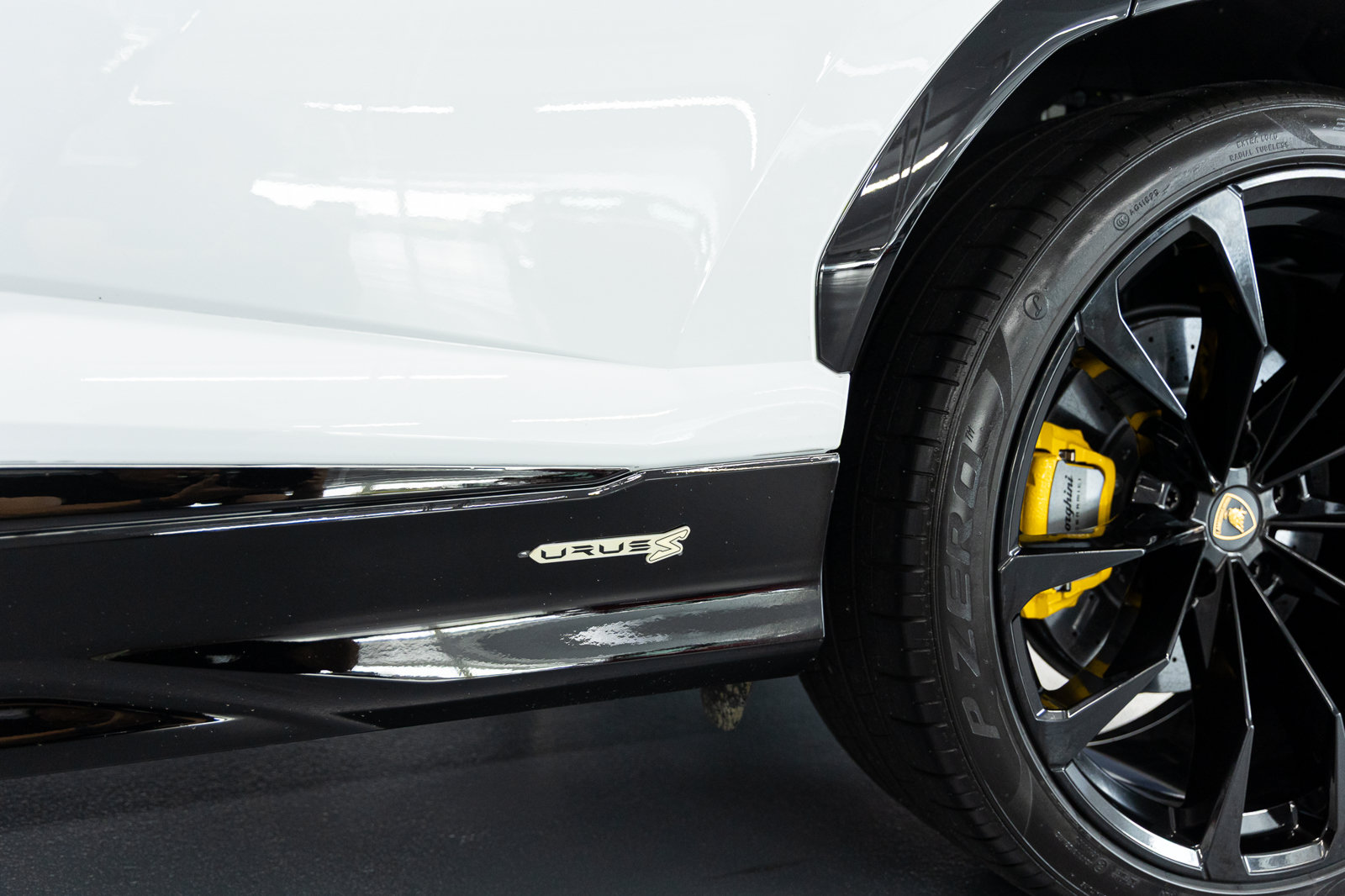 Used 2024 Lamborghini Urus S AWD/4WD image 21
