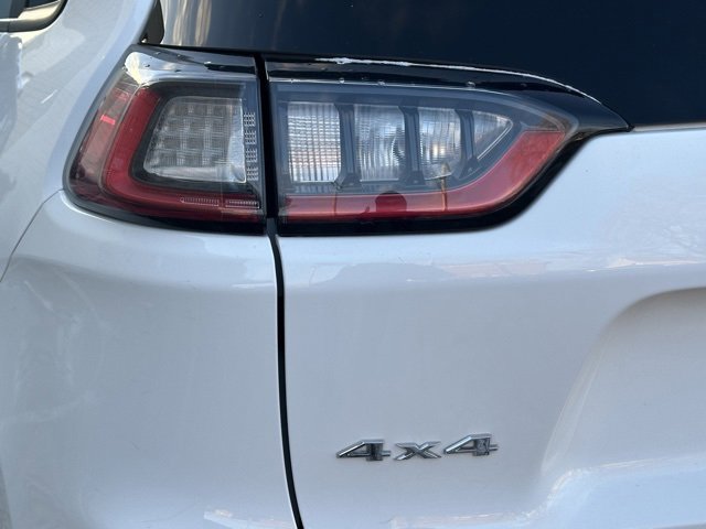 Used 2020 Jeep Cherokee Latitude w/ Cold Weather Group image 14