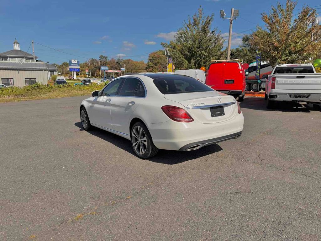 Used 2017 Mercedes-Benz C 300 4MATIC Sedan image 5