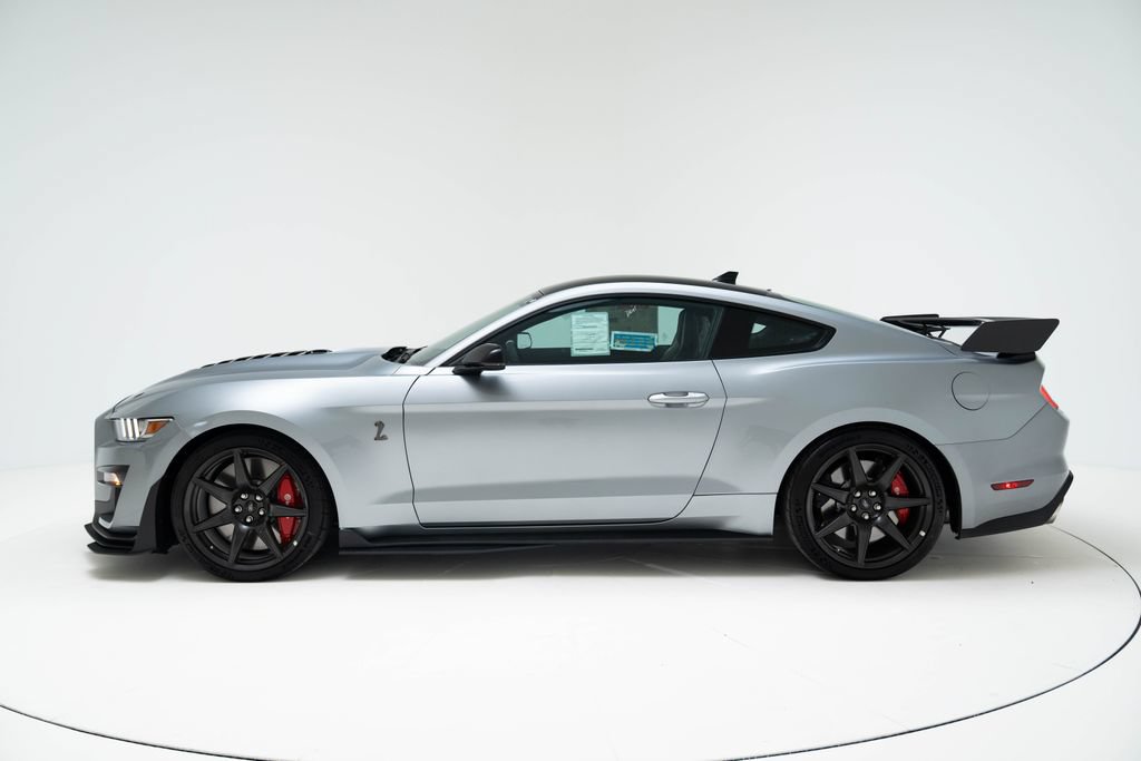 Used 2022 Ford Mustang Shelby GT500 w/ Carbon Fiber Track Pack RWD image 6