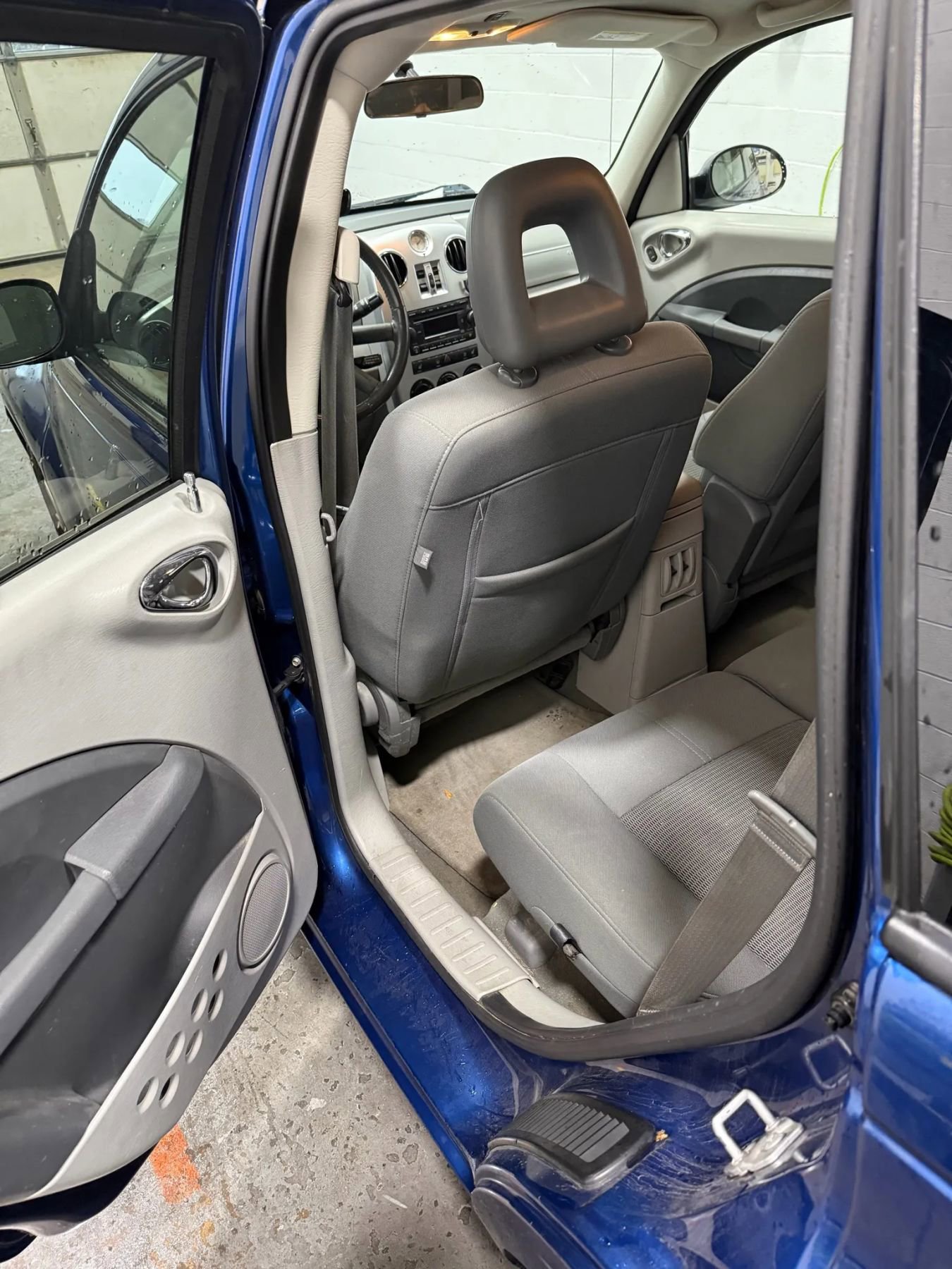 Used 2010 Chrysler PT Cruiser w/ Convenience Group image 15