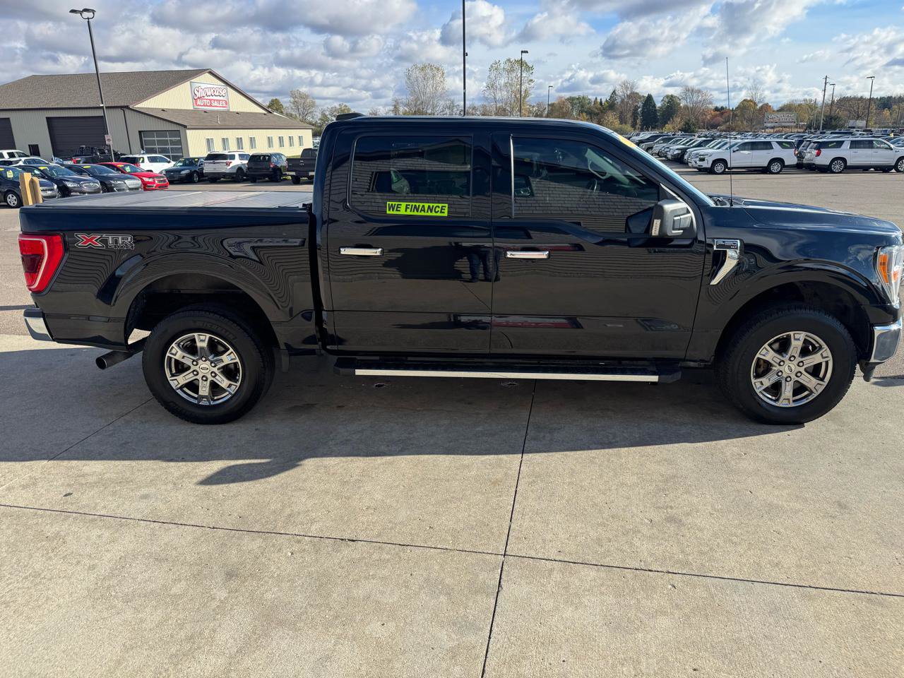 Used 2021 Ford F150 XLT w/ Equipment Group 301A Mid image 4