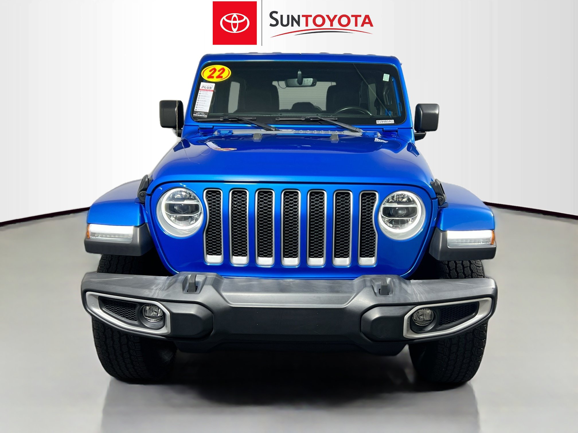 Used 2022 Jeep Wrangler Unlimited Sahara w/ LED Lighting Group AWD/4WD image 10