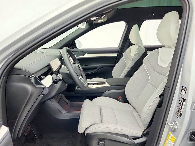 New 2025 Volvo EX90 Ultra w/ Protection Package Premier image 18