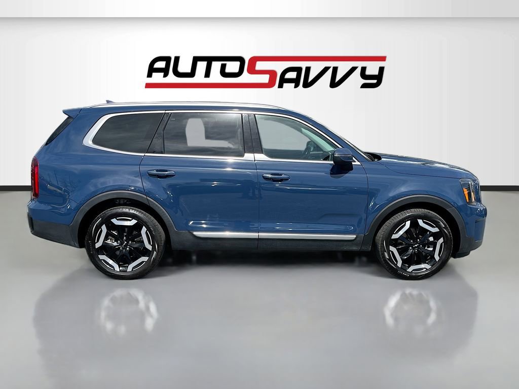 Used 2024 Kia Telluride S w/ S Sunroof Package image 8