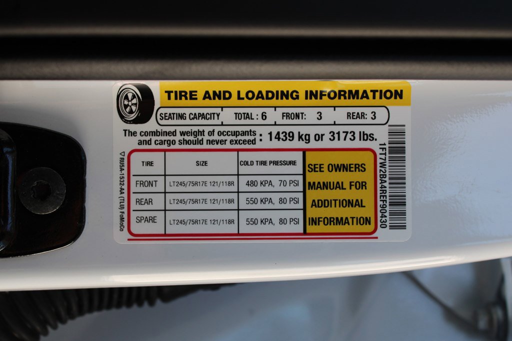 Used 2024 Ford F250 XL w/ XL Chrome Package image 39