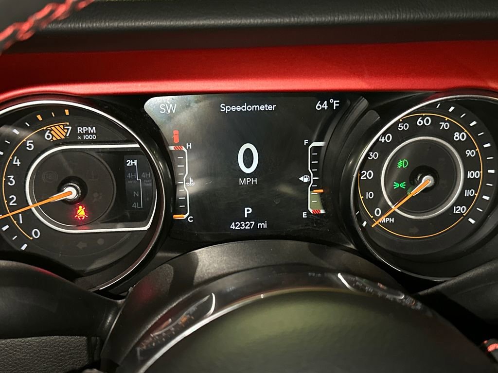 Used 2023 Jeep Wrangler Unlimited Rubicon w/ Cold Weather Group AWD/4WD image 19