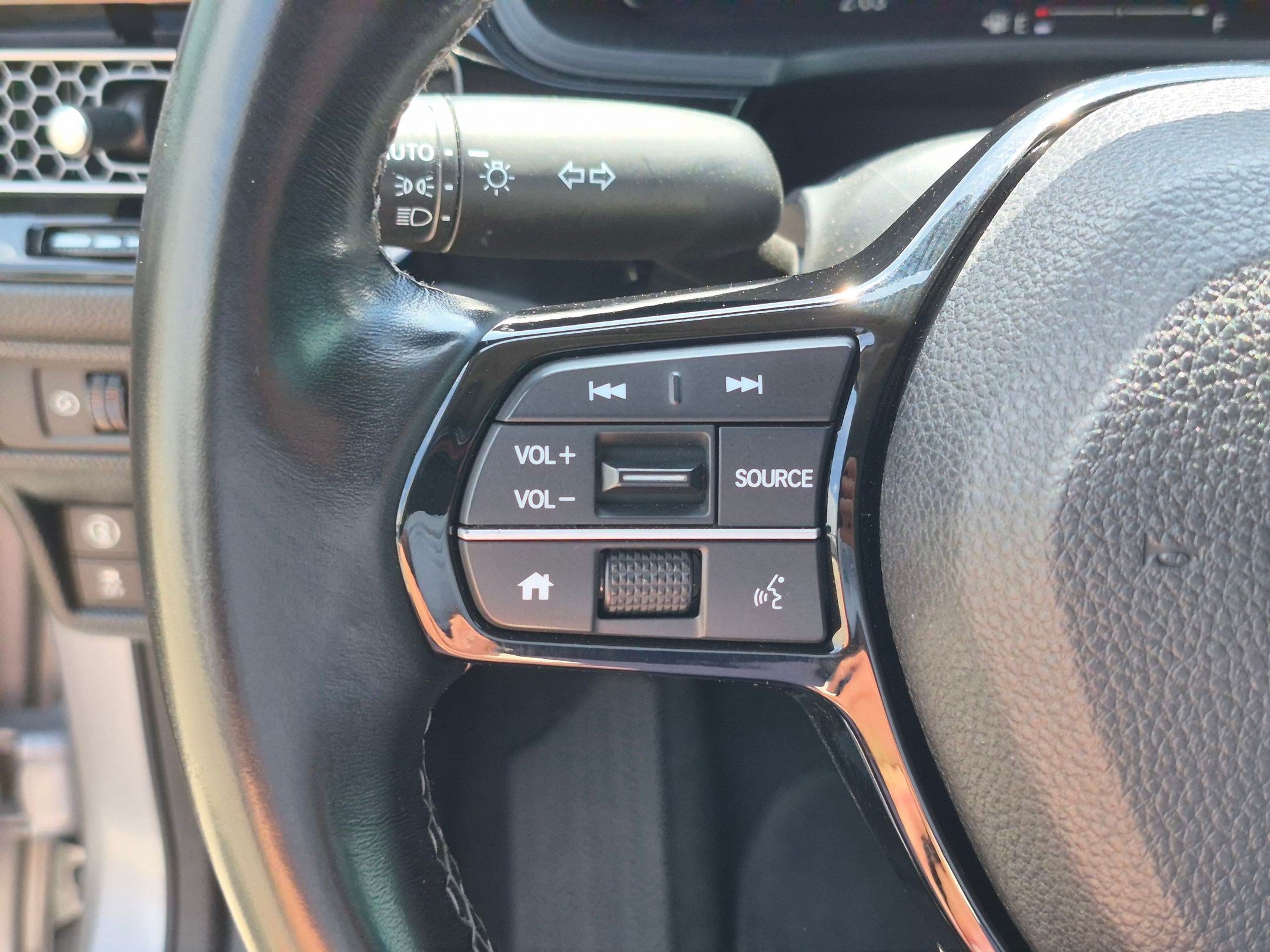 Used 2023 Honda Civic EX image 19