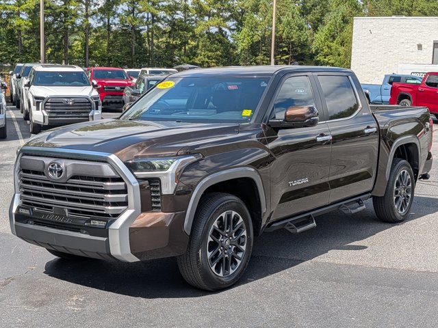Used 2025 Toyota Tundra Limited AWD/4WD image 3