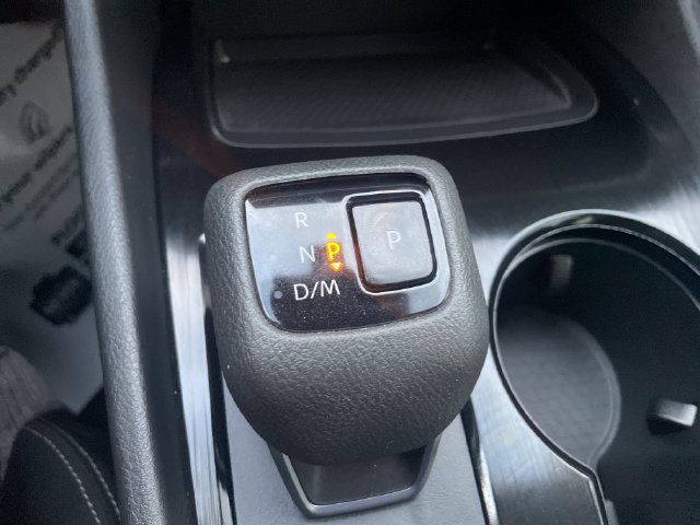 Used 2023 Nissan Rogue SV AWD/4WD image 15