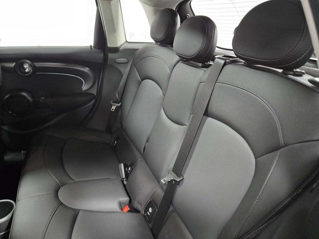 Used 2023 MINI Cooper S image 32