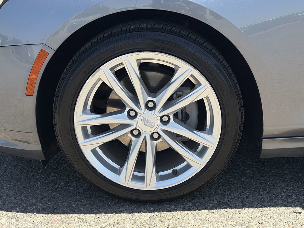Used 2022 Cadillac CT4 Luxury w/ Sun And Sound Package RWD image 32