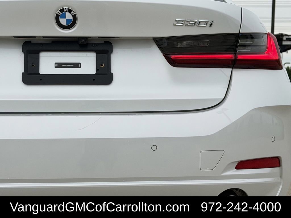 Used 2024 BMW 330i xDrive Sedan AWD/4WD image 8