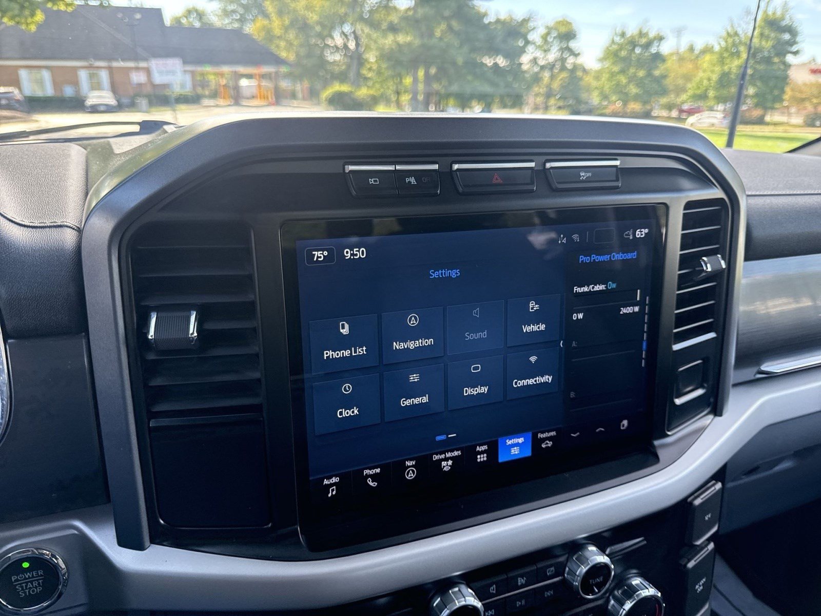 Used 2023 Ford F150 Lightning XLT AWD/4WD image 17