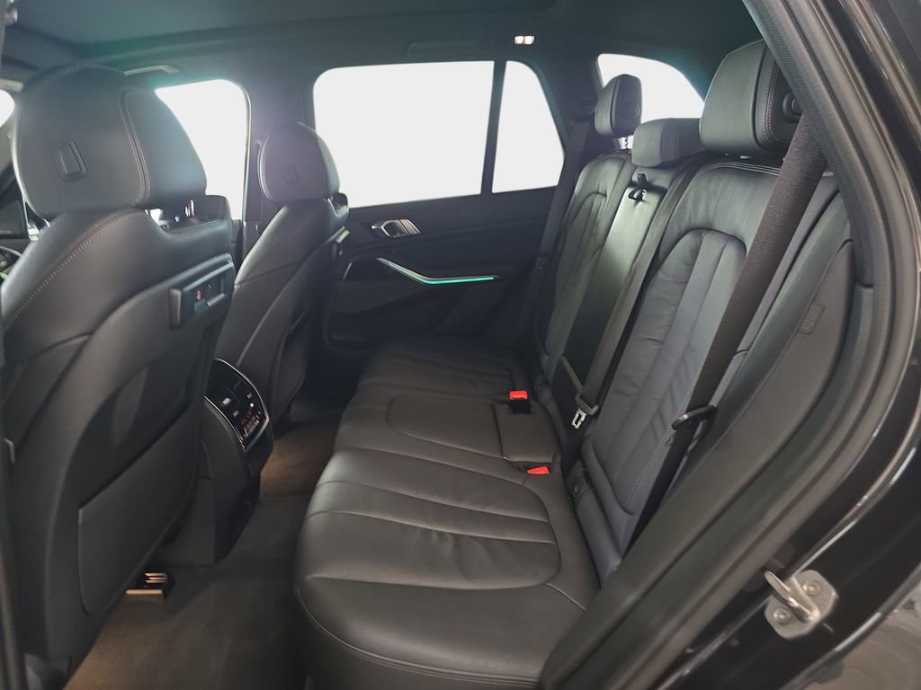 Used 2020 BMW X5 sDrive40i w/ Premium Package image 14