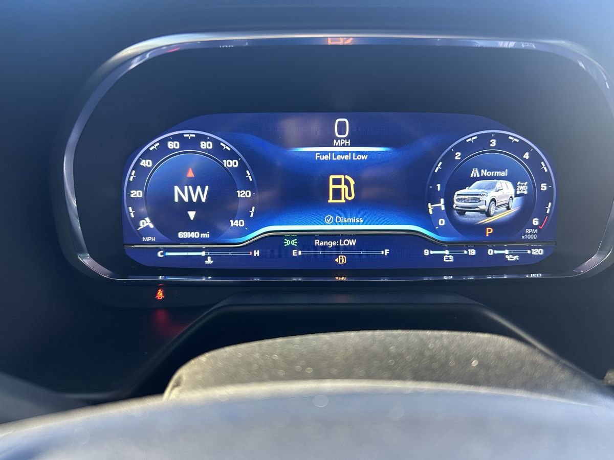 Used 2023 Chevrolet Tahoe Z71 w/ Luxury Package image 10