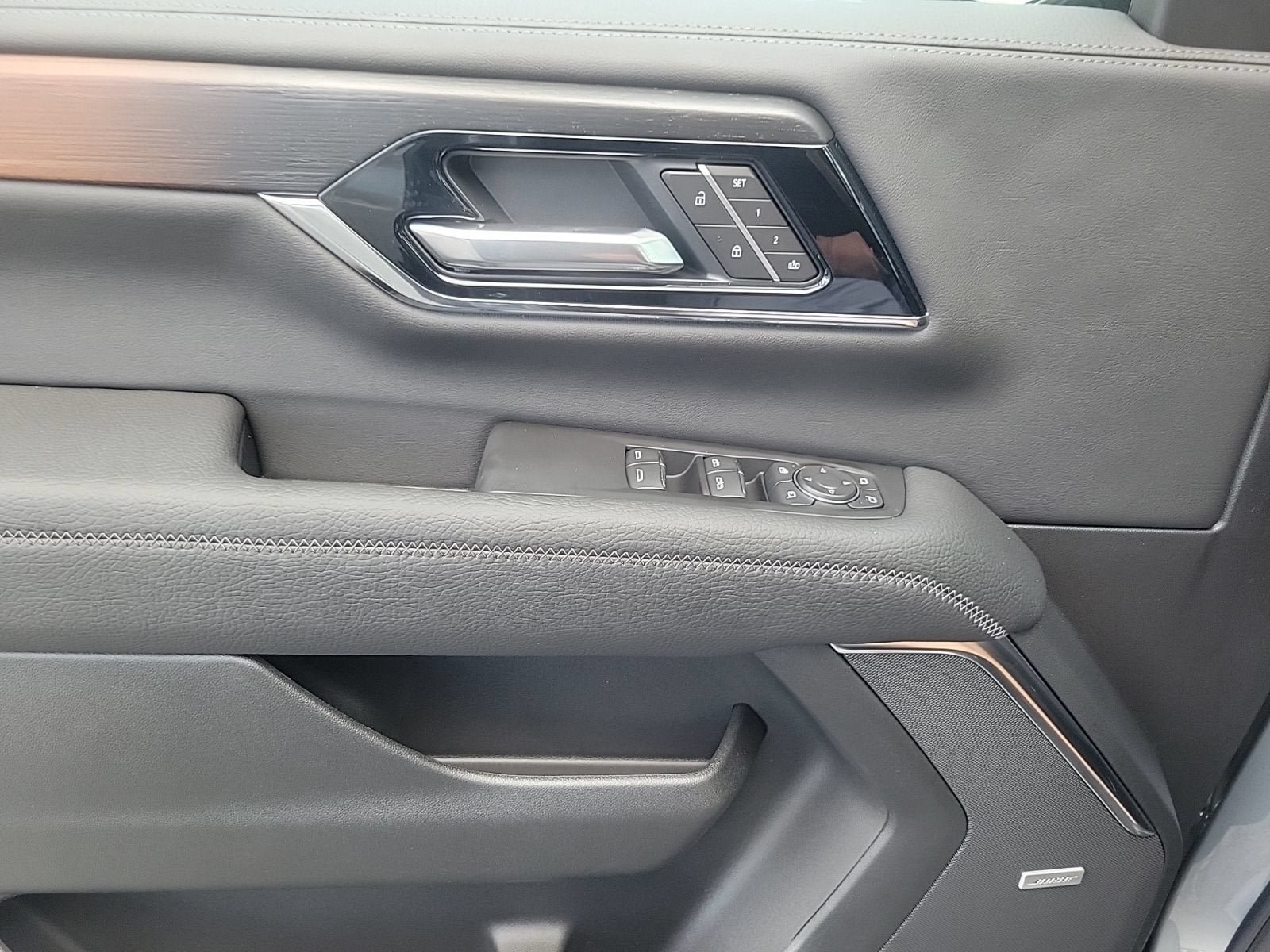 New 2026 GMC Yukon XL Denali RWD image 16