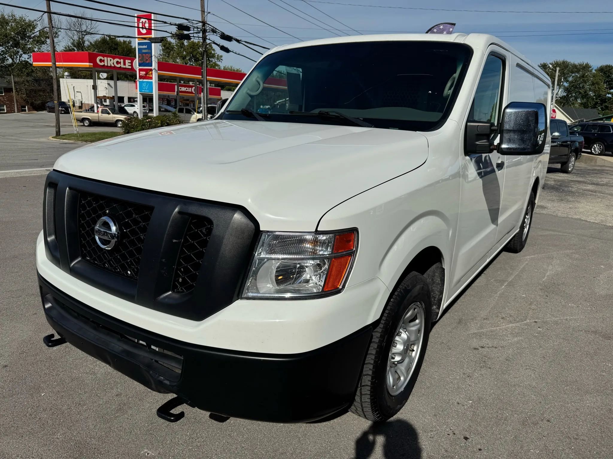 Used 2019 Nissan NV 2500 SV image 4