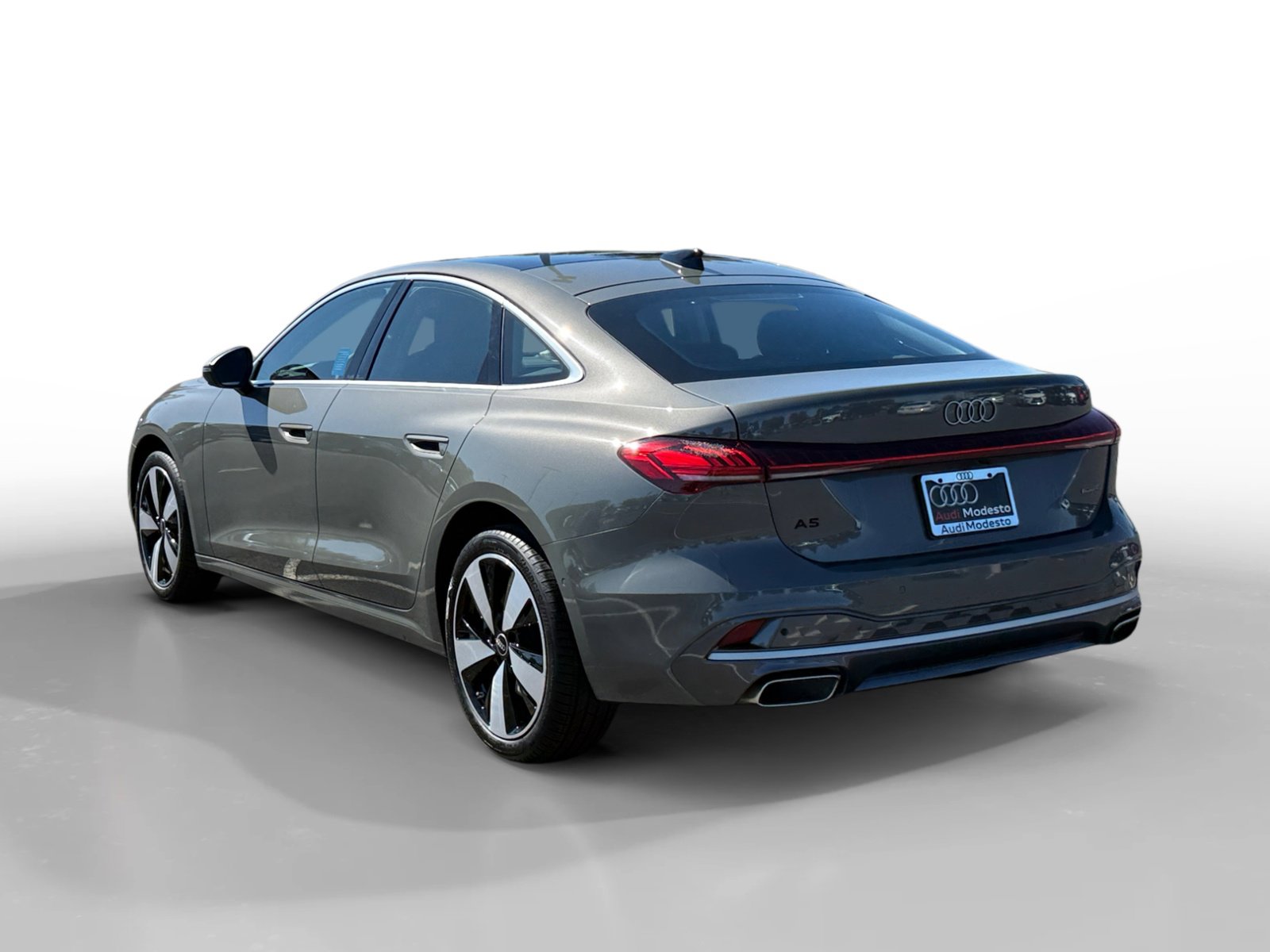 Used 2025 Audi A5 2.0T Premium Plus w/ Premium Plus AWD/4WD image 3