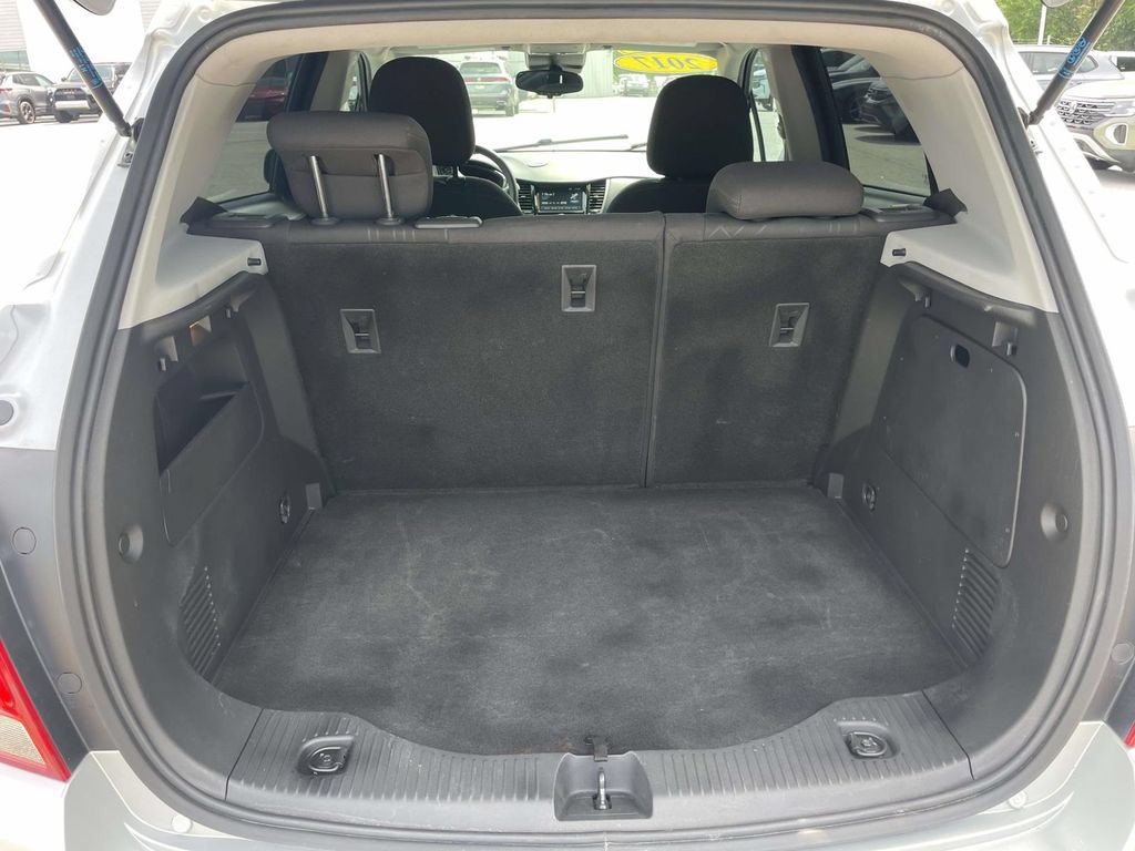 Used 2017 Chevrolet Trax LT FWD image 8