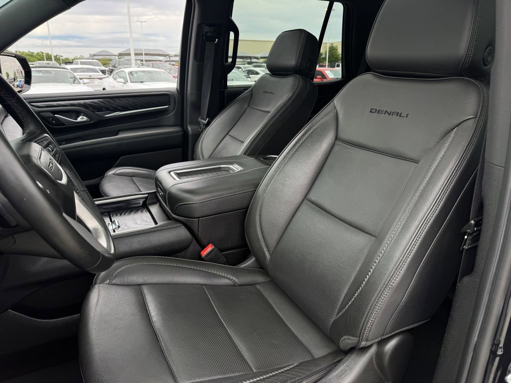 Used 2023 GMC Yukon Denali w/ Max Trailering Package AWD/4WD image 25