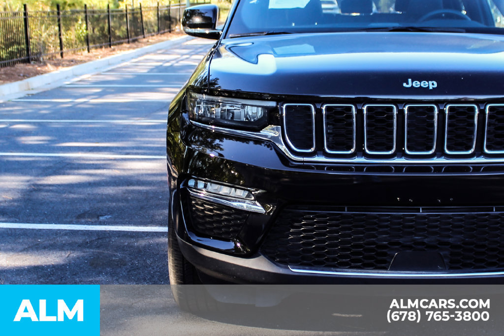 Used 2024 Jeep Grand Cherokee Limited 4xe AWD/4WD image 11