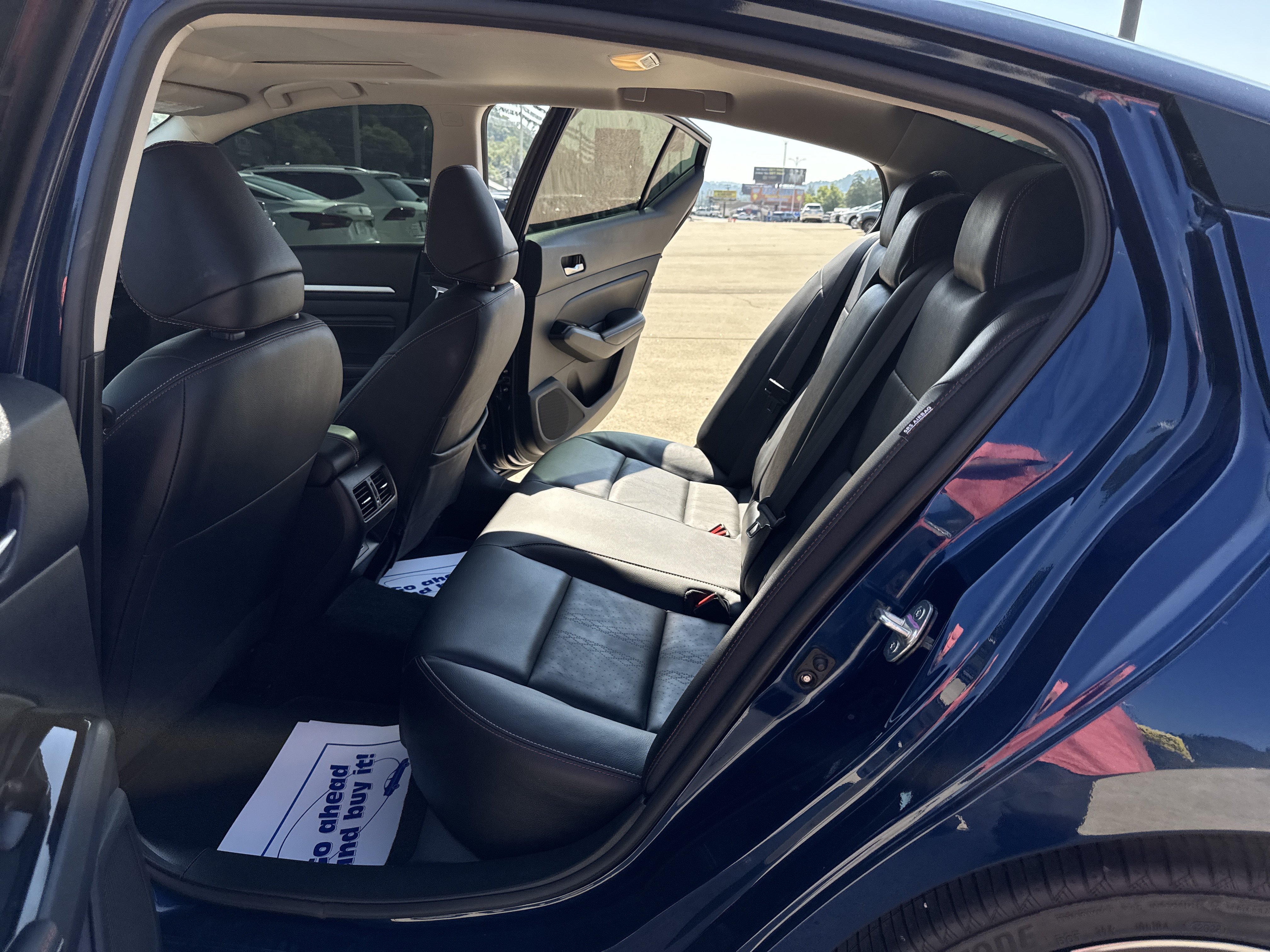 Used 2023 Nissan Altima 2.0 SR FWD image 24
