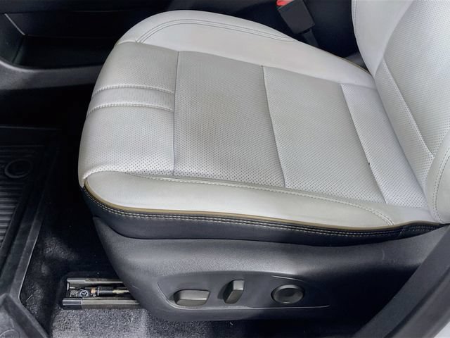 Used 2025 Chevrolet Traverse High Country FWD image 21