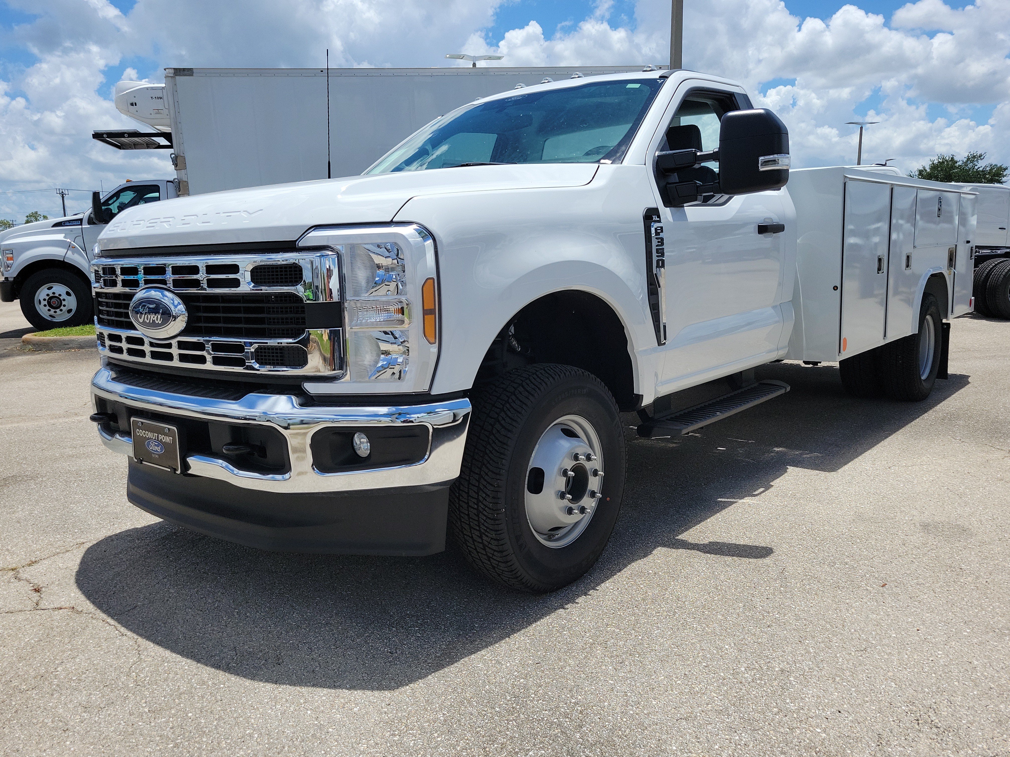 New 2024 Ford F350 XL w/ Snow Plow Prep Package AWD/4WD image 3
