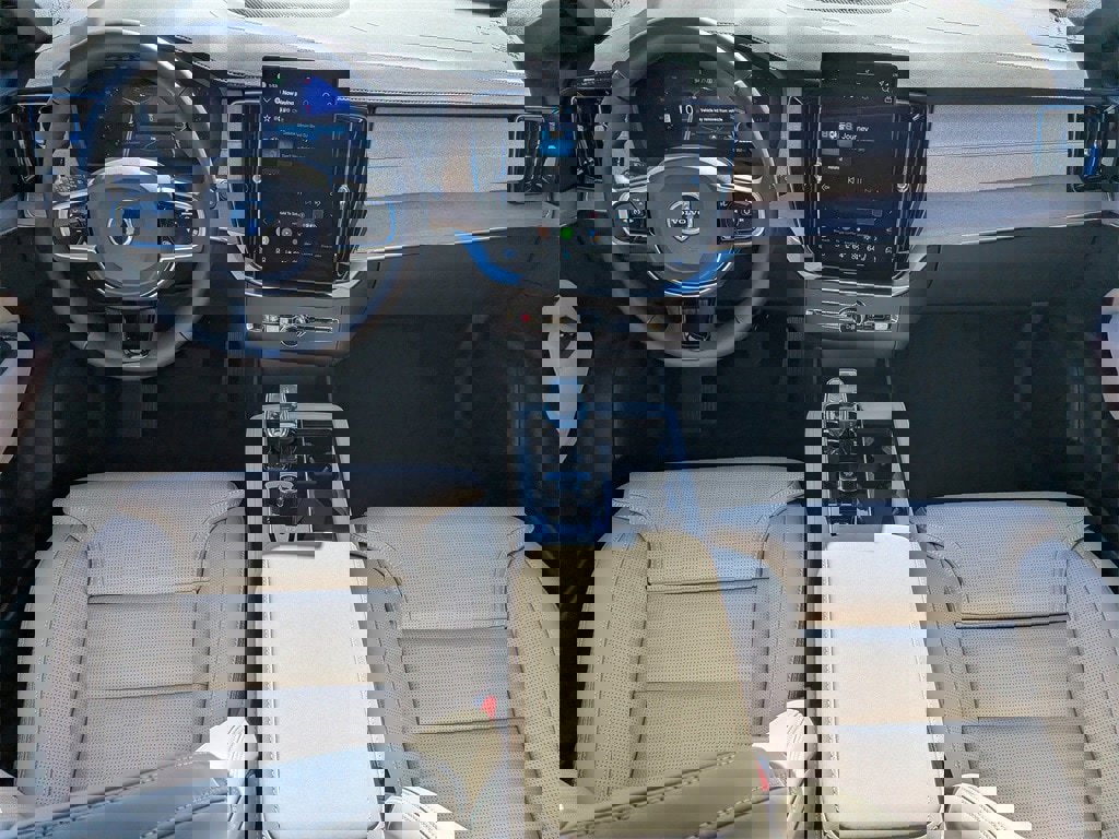 New 2026 Volvo XC90 B6 Ultra w/ Protection Package Premier image 17