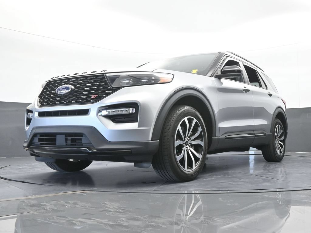 Used 2023 Ford Explorer ST AWD/4WD image 62