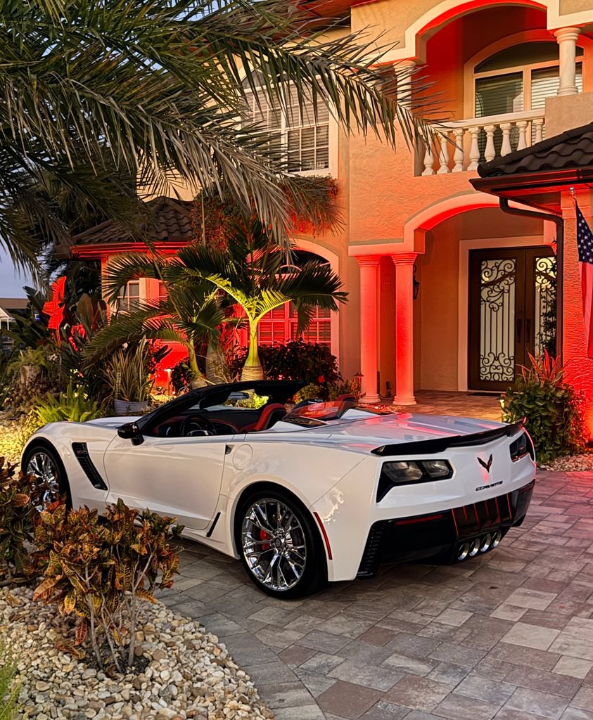 Used 2016 Chevrolet Corvette Z06 w/ 3LZ Preferred Equipment Group RWD image 24