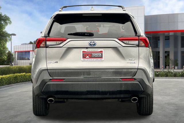 Certified 2020 Toyota RAV4 XLE image 5