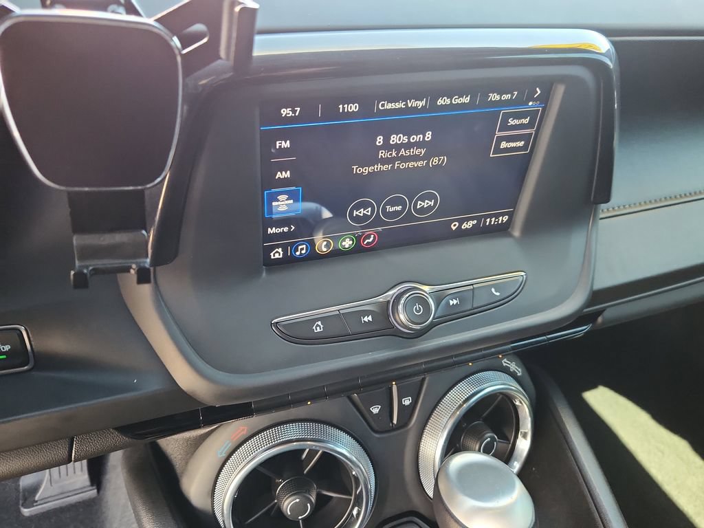 Used 2023 Chevrolet Camaro LT RWD image 23