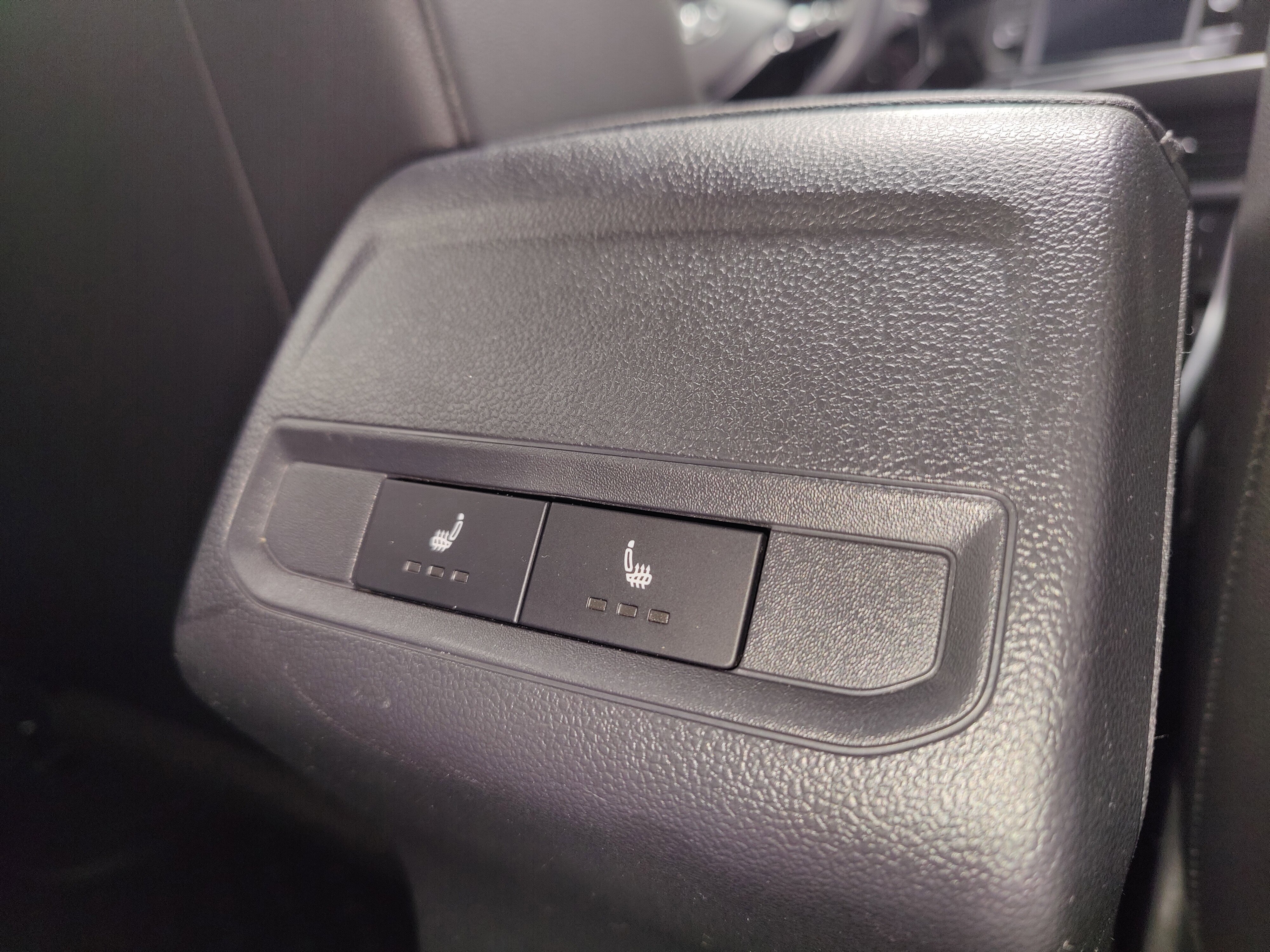 Used 2021 Volkswagen Jetta SE w/ SE Cold Weather Package image 17