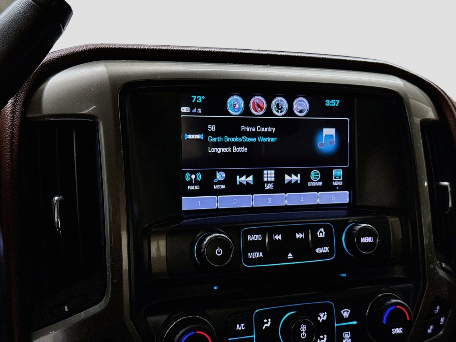 Used 2017 Chevrolet Silverado 2500 High Country w/ Duramax Plus Package AWD/4WD image 18