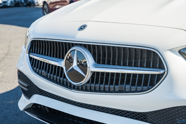 New 2027 Mercedes-Benz C 300 4MATIC Sedan image 12