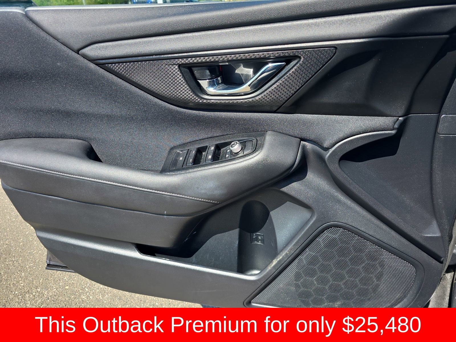 Used 2022 Subaru Outback Premium image 33