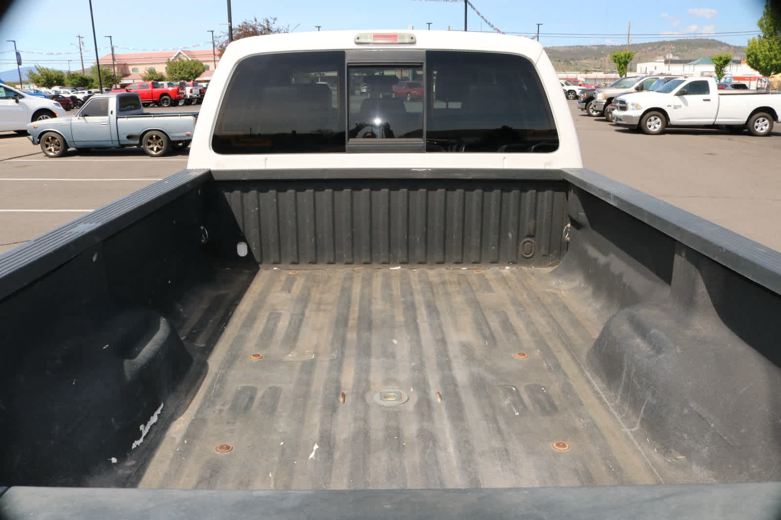 Used 2016 Ford F350 Lariat w/ Lariat Ultimate Package AWD/4WD image 12