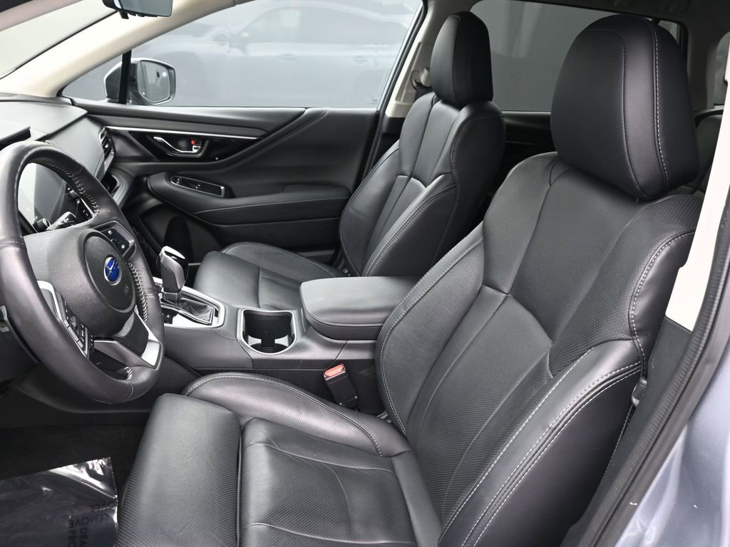 Used 2025 Subaru Outback Touring XT image 10