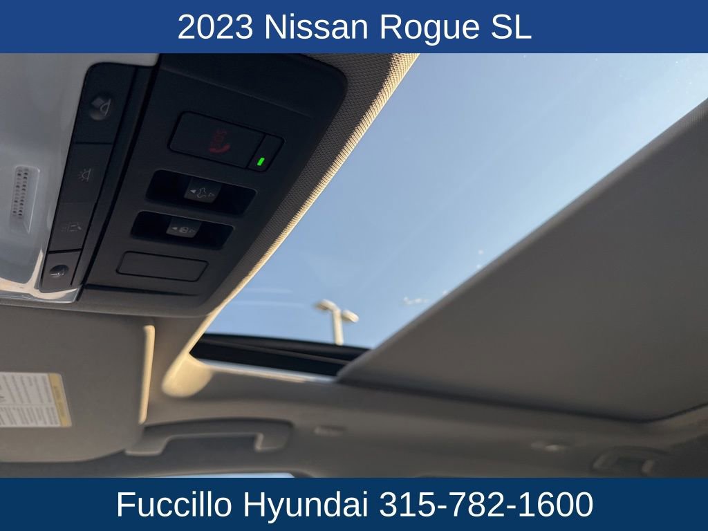 Used 2023 Nissan Rogue SL w/ SL Premium Package image 23