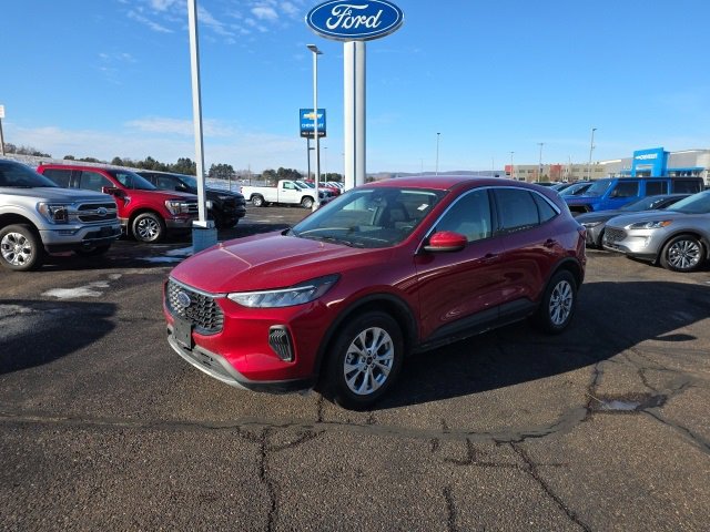 Used 2023 Ford Escape Active w/ Tech Pack #2 image 2