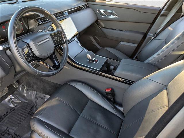 Used 2025 Land Rover Range Rover Velar Dynamic SE image 10